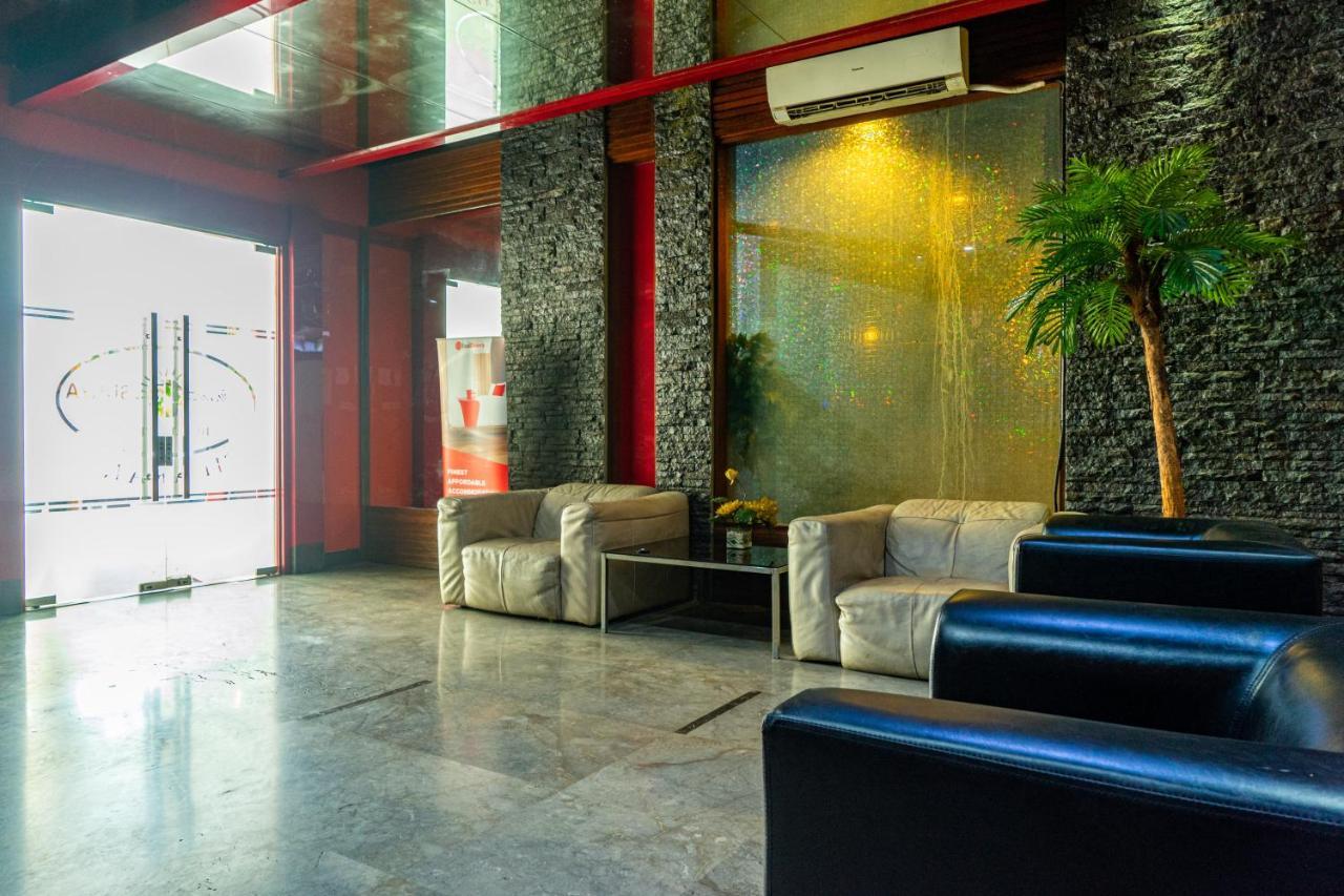 RedDoorz Plus near Chadstone Mall Bekasi Zewnętrze zdjęcie